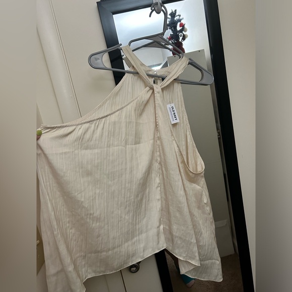 Old Navy Halter Blouse - Picture 2 of 4